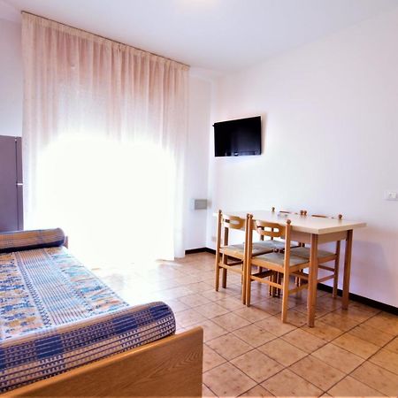 Residence Columbia Бибионе Экстерьер фото