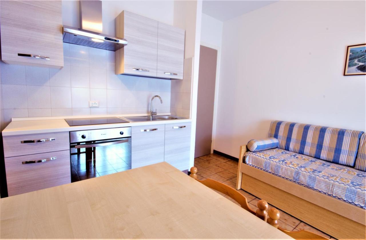 Residence Columbia Бибионе Экстерьер фото